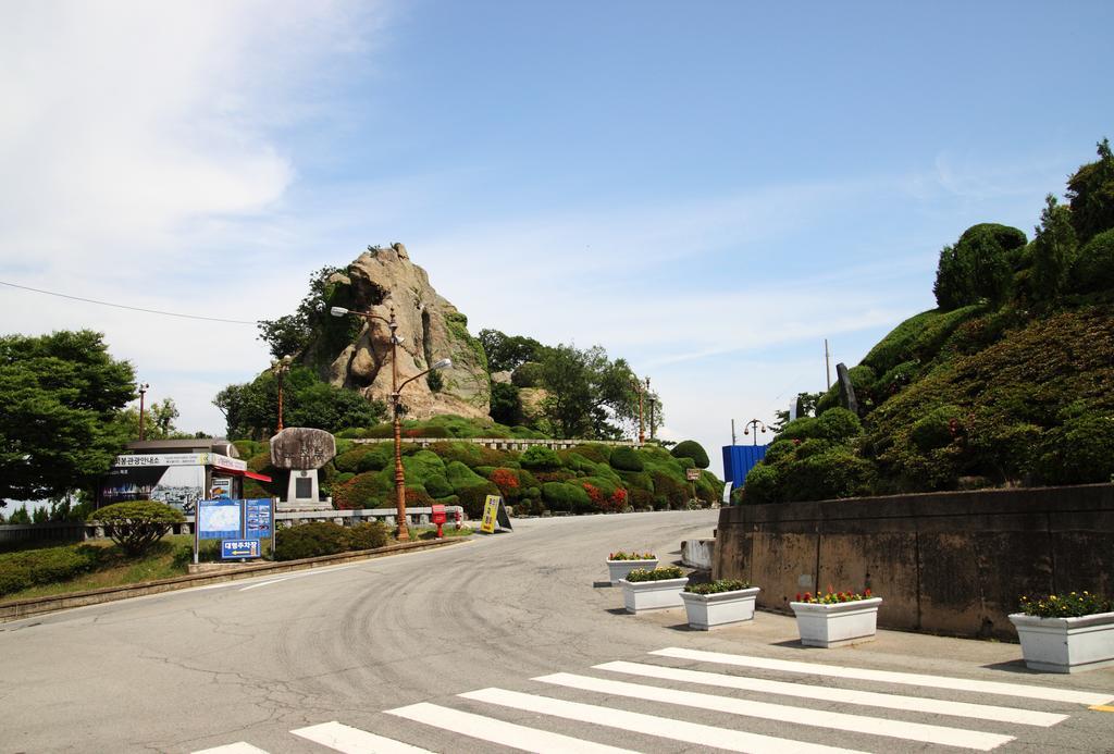 White Windmill Guesthouse Mokpo Extérieur photo