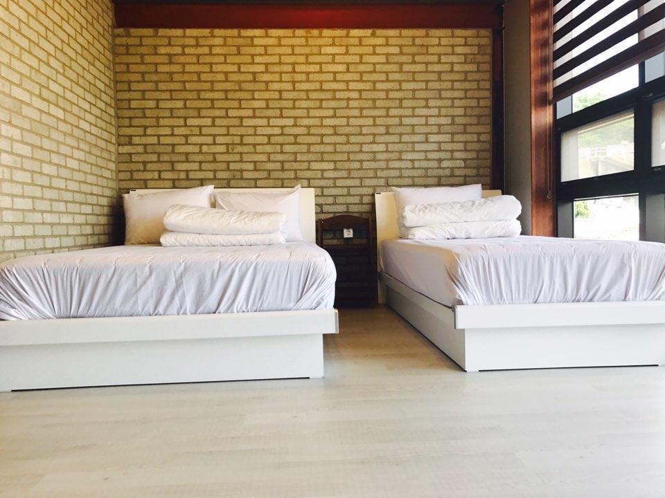 White Windmill Guesthouse Mokpo Chambre photo